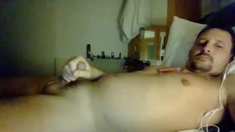 Snapshot of bearboudior chatting on 14, 12, 2025 bearboudior online show from 14, 12, 2025