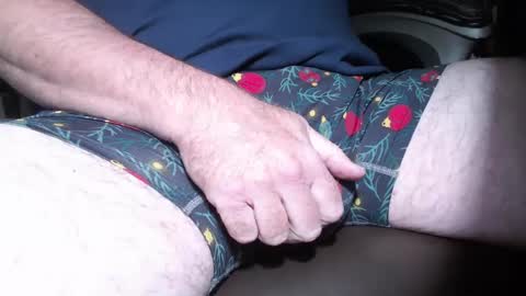 Snapshot of bearbuffet_ chatting on 20, 12, 2024 bearbuffet_ online show from 20, 12, 2024