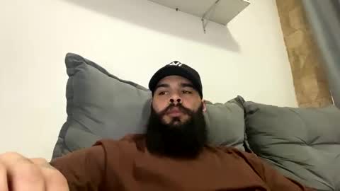 Snapshot of beardmax chatting on 21, 4, 2026 Min online show from 21, 4, 2026