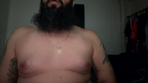 Snapshot of beardo1211 chatting on 8, 1, 2025 beard online show from 8, 1, 2025