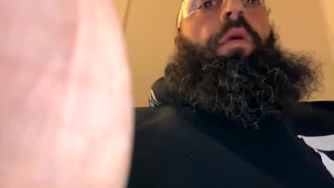 Snapshot of beardo1211 chatting on 23, 1, 2025 beard online show from 23, 1, 2025