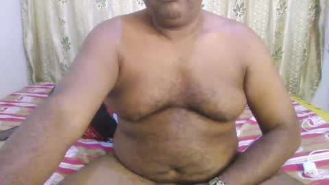 Snapshot of beargryzzly chatting on 11, 12, 2024 Grizzly online show from 11, 12, 2024