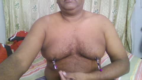 Snapshot of beargryzzly chatting on 22, 12, 2024 Grizzly online show from 22, 12, 2024