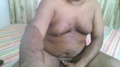 Snapshot of beargryzzly chatting on 23, 12, 2024 Grizzly online show from 23, 12, 2024