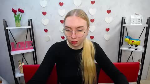 BeatriceFlyy online show from 12, 12, 2024