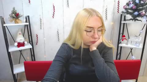 BeatriceFlyy online show from 11, 1, 2025