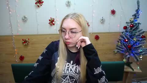 BeatriceFlyy online show from 20, 1, 2025