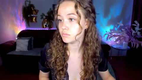 Snapshot of beatricewild chatting on 8, 7, 2026 BeatriceWild online show from 8, 7, 2026