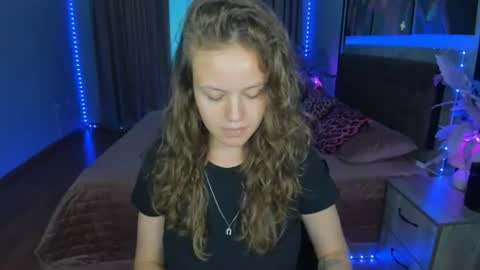 Snapshot of beatricewild chatting on 28, 7, 2026 BeatriceWild online show from 28, 7, 2026