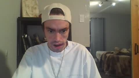 Snapshot of beaulieu2027 chatting on 16, 12, 2025 beaulieu2027 online show from 16, 12, 2025