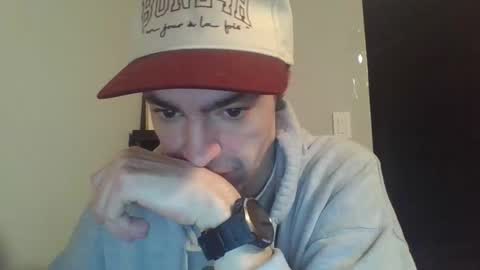 Snapshot of beaulieu2027 chatting on 17, 12, 2025 beaulieu2027 online show from 17, 12, 2025