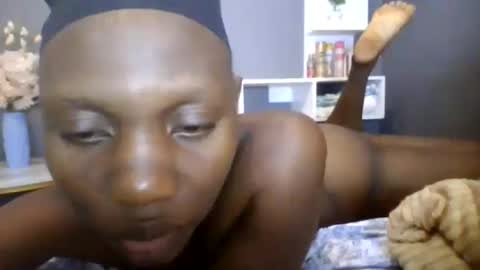Snapshot of beautie699392 chatting on 7, 7, 2026 Lil stunner online show from 7, 7, 2026