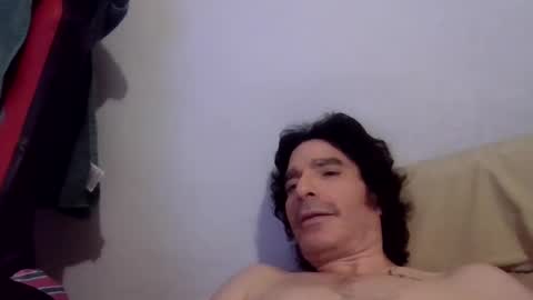 Snapshot of beautifukk chatting on 5, 1, 2025 beautifukk online show from 5, 1, 2025