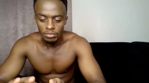 Chelsea and Raymond online show from 14, 12, 2025