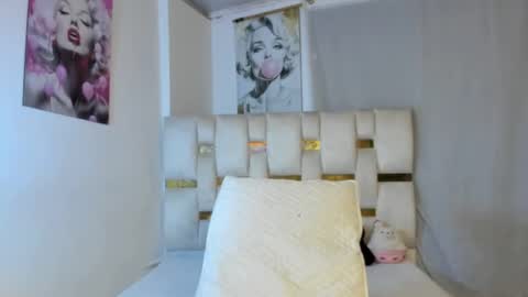 Snapshot of beautiful_doll888 chatting on 6, 2, 2026 Valeria online show from 6, 2, 2026