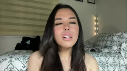 Snapshot of beautiful_lust69 chatting on 13, 7, 2026 Sweet Aya online show from 13, 7, 2026