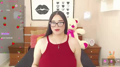 Snapshot of beautty_pink chatting on 7, 1, 2025 beautty_pink online show from 7, 1, 2025