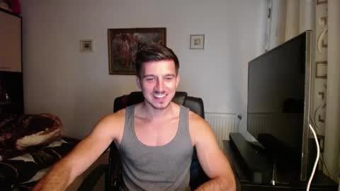 Mia and Jake online show from 1, 10, 2025