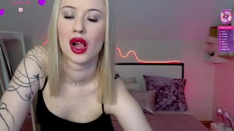 Snapshot of beauty_sashaxx chatting on 29, 4, 2026 beauty Sasha online show from 29, 4, 2026
