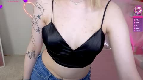 Snapshot of beauty_sashaxx chatting on 7, 5, 2026 beauty Sasha online show from 7, 5, 2026