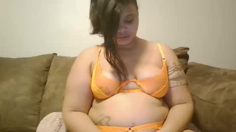 Snapshot of beautyloves chatting on 27, 2, 2025 Beauty online show from 27, 2, 2025