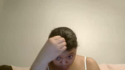 Snapshot of beautyloves chatting on 4, 11, 2025 Beauty online show from 4, 11, 2025