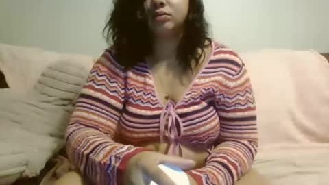 Snapshot of beautyloves chatting on 8, 11, 2025 Beauty online show from 8, 11, 2025