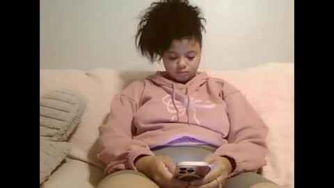 Snapshot of beautyloves chatting on 9, 11, 2025 Beauty online show from 9, 11, 2025