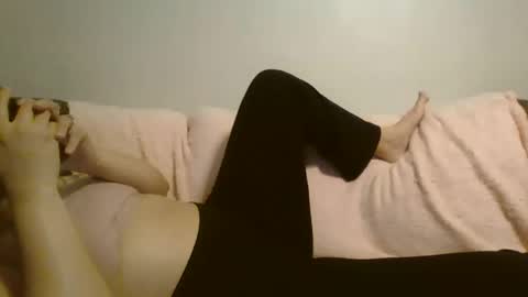 Snapshot of beautyloves chatting on 13, 11, 2025 Beauty online show from 13, 11, 2025