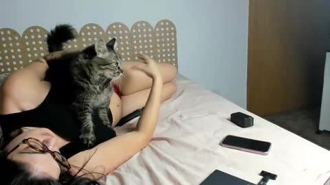 Beautyraf online show from 25, 11, 2025