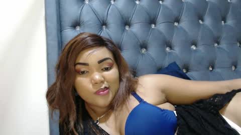 Snapshot of beautystar12 chatting on 6, 1, 2025 beautystar12 online show from 6, 1, 2025