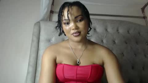 Snapshot of beautystar12 chatting on 30, 1, 2025 beautystar12 online show from 30, 1, 2025
