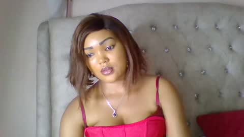Snapshot of beautystar12 chatting on 9, 2, 2025 beautystar12 online show from 9, 2, 2025