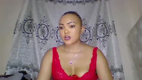 Snapshot of beautystar12 chatting on 9, 3, 2025 beautystar12 online show from 9, 3, 2025