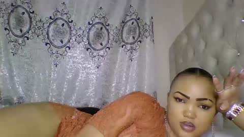 Snapshot of beautystar12 chatting on 10, 3, 2025 beautystar12 online show from 10, 3, 2025