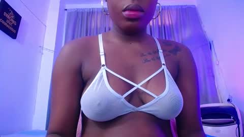 Snapshot of beautyyebonyy chatting on 6, 10, 2025 Abby online show from 6, 10, 2025