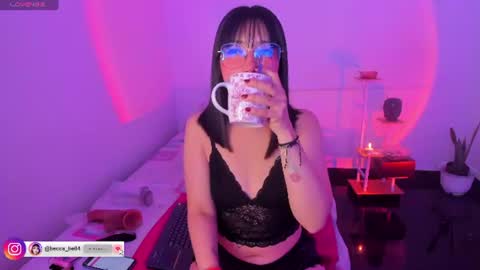 Snapshot of becca_be_ chatting on 21, 6, 2026 Becca is here online show from 21, 6, 2026
