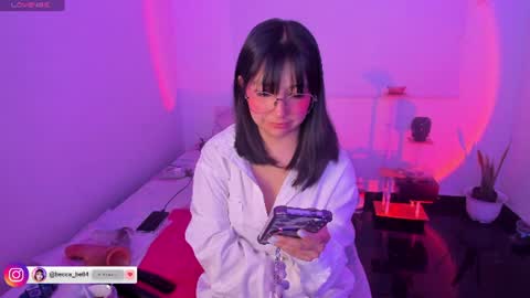 Snapshot of becca_be_ chatting on 9, 7, 2026 Becca is here online show from 9, 7, 2026
