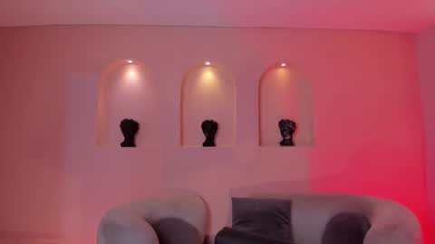 Am Becca online show from 20, 11, 2025