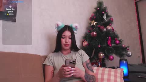 Snapshot of beccahert chatting on 6, 1, 2025 BeccaHert online show from 6, 1, 2025