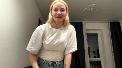 Snapshot of beckieapollo chatting on 2, 6, 2026 Kate online show from 2, 6, 2026