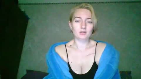 Snapshot of beckixjewelqw chatting on 5, 5, 2026 BeckiXJewelqw online show from 5, 5, 2026