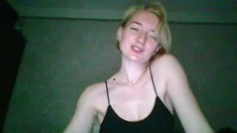 Snapshot of beckixjewelqw chatting on 21, 5, 2026 BeckiXJewelqw online show from 21, 5, 2026
