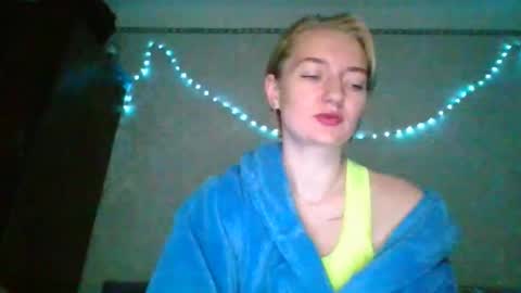 Snapshot of beckixjewelqw chatting on 29, 5, 2026 BeckiXJewelqw online show from 29, 5, 2026