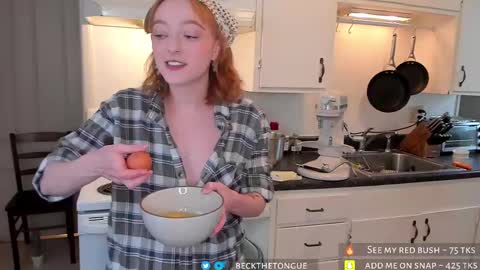 Snapshot of beckthetongue chatting on 27, 2, 2025 Beck the tongue online show from 27, 2, 2025