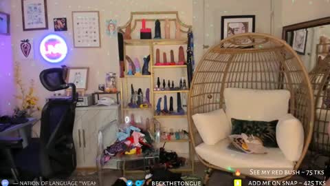 Snapshot of beckthetongue chatting on 13, 9, 2025 Beck the tongue online show from 13, 9, 2025