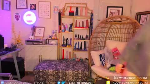 Snapshot of beckthetongue chatting on 23, 9, 2025 Beck the tongue online show from 23, 9, 2025