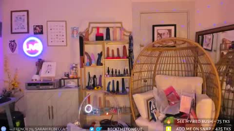 Snapshot of beckthetongue chatting on 1, 10, 2025 Beck the tongue online show from 1, 10, 2025