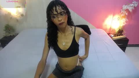 becky_lynch_102 online show from 17, 11, 2025