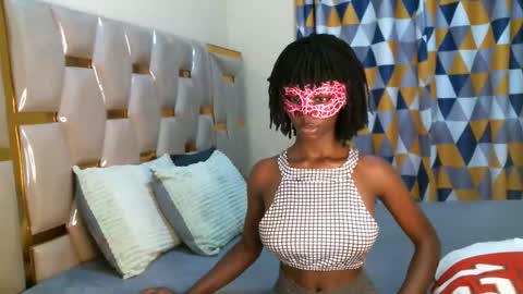 Snapshot of beckyberry24 chatting on 13, 12, 2025 jamie online show from 13, 12, 2025